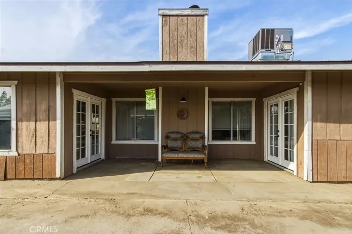 1418 Nut Tree, Livingston, California 95334