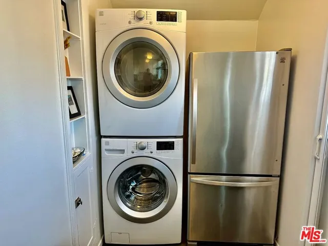 Second Unit - Laundry