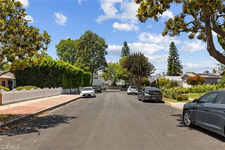 16822 Lahey Street, Granada Hills, California 91344