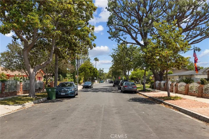 16822 Lahey Street, Granada Hills, California 91344