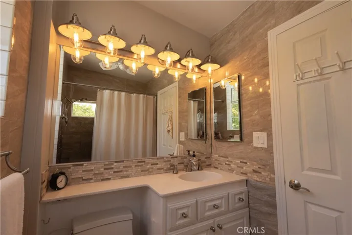 Upstairs Bathroom