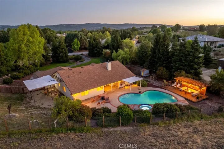 1590 Shiloh Place, Templeton, California 93465