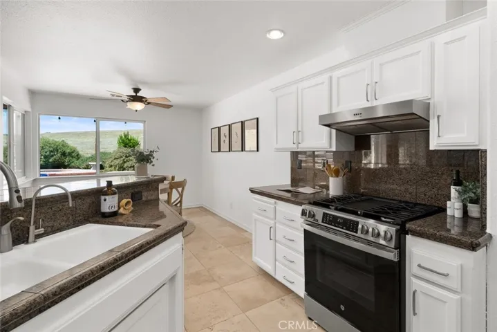 1590 Shiloh Place, Templeton, California 93465