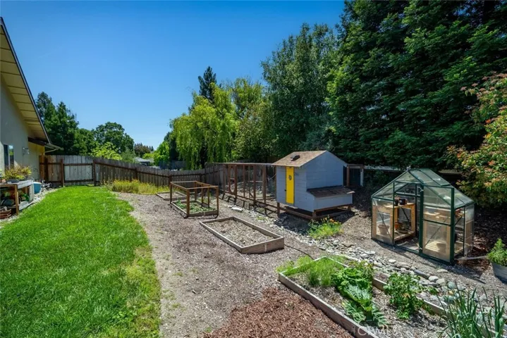 1590 Shiloh Place, Templeton, California 93465