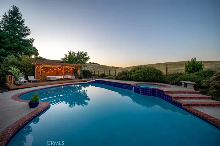 1590 Shiloh Place, Templeton, California 93465