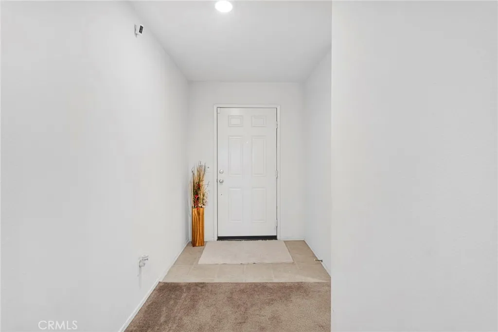11412 Charlotte, Adelanto, California 92301 — photo 4