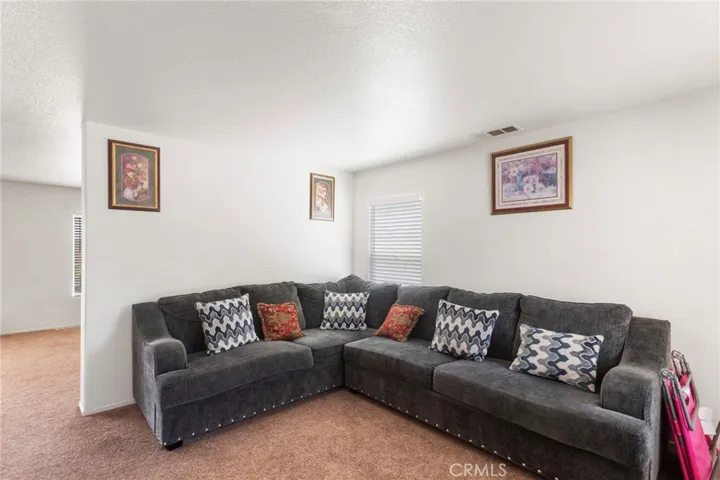 16029 White Mountain, Victorville, California 92394