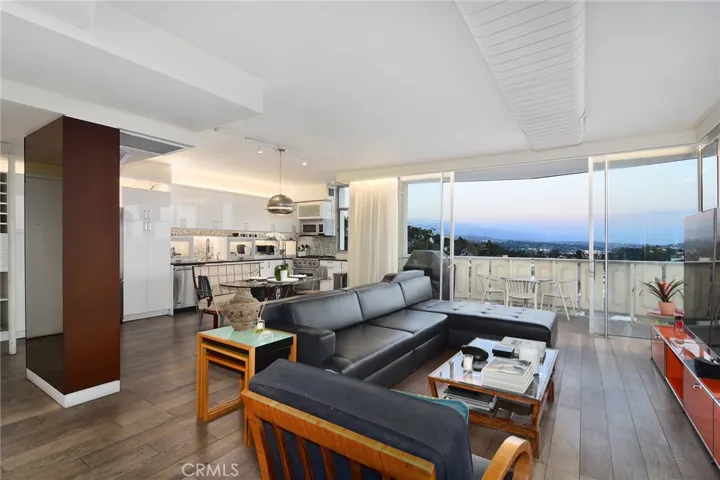4411 Los Feliz Boulevard 1007, Los Angeles, California 90027