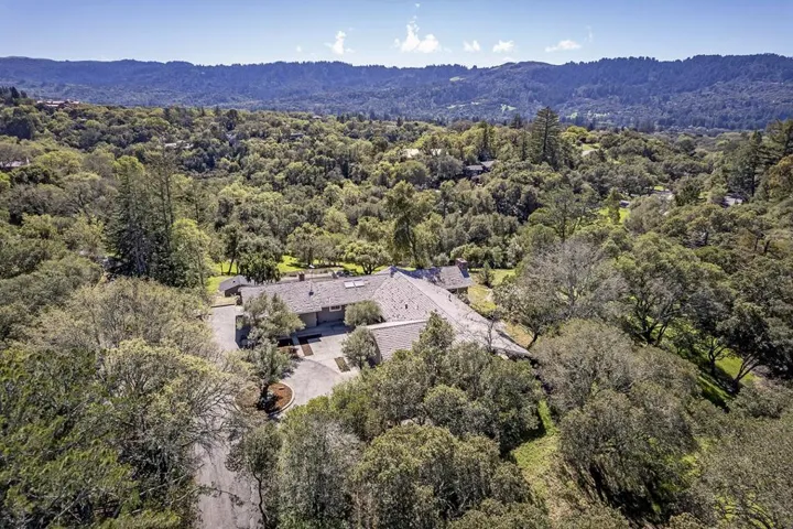 747 Westridge Drive, Portola Valley, California 94028