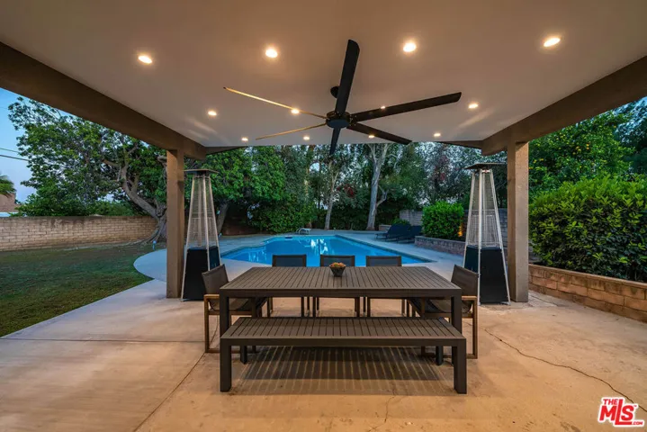 17150 Vintage Street, Northridge, California 91325