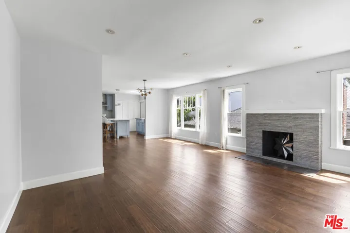 964 Edgecliffe Drive, Los Angeles, California 90026