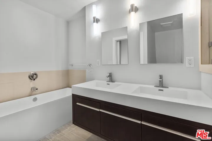 964 Edgecliffe Drive, Los Angeles, California 90026