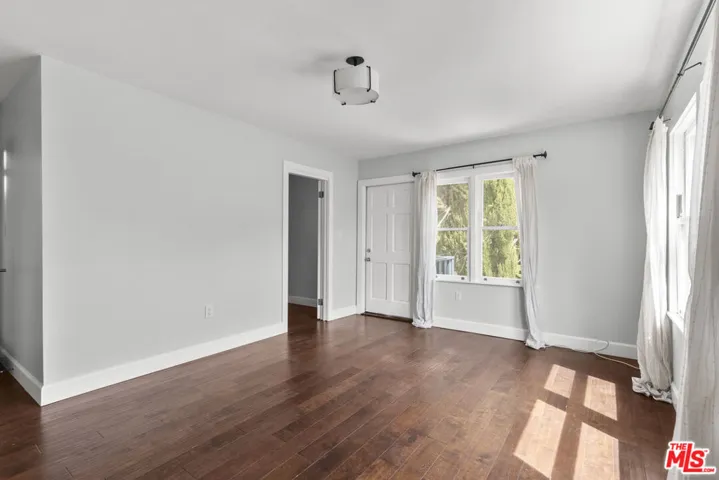 964 Edgecliffe Drive, Los Angeles, California 90026
