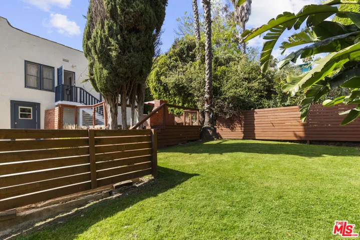 964 Edgecliffe Drive, Los Angeles, California 90026
