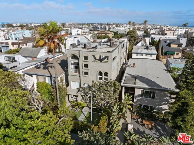 24 Eastwind Street 2, Marina Del Rey, California 90292