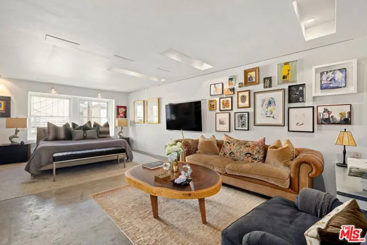 24 Eastwind Street 2, Marina Del Rey, California 90292