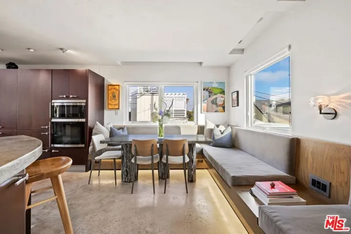 24 Eastwind Street 2, Marina Del Rey, California 90292