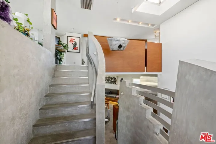 24 Eastwind Street 2, Marina Del Rey, California 90292