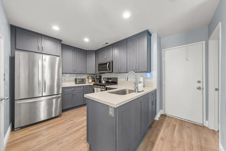 338 Ferrara Way, Vista, California 92083