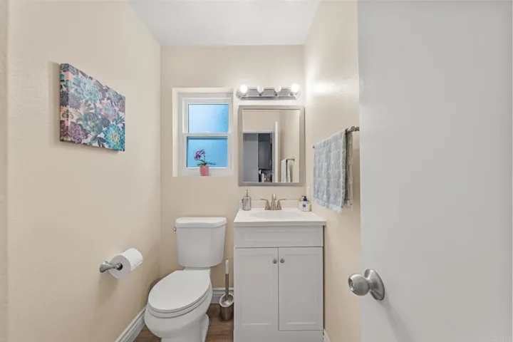 338 Ferrara Way, Vista, California 92083
