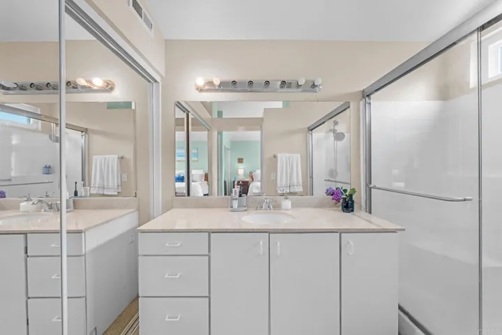 338 Ferrara Way, Vista, California 92083