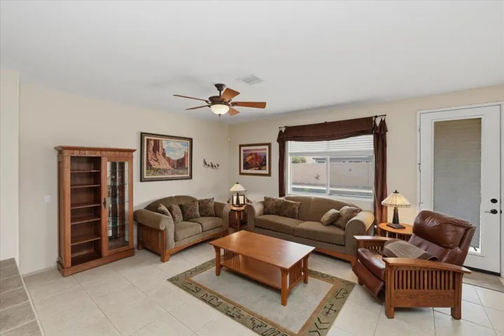 11-Family Room