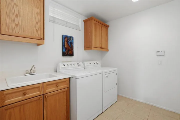 32-Laundry Room