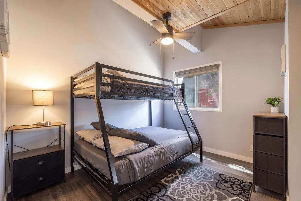 2ndBedroom1-
