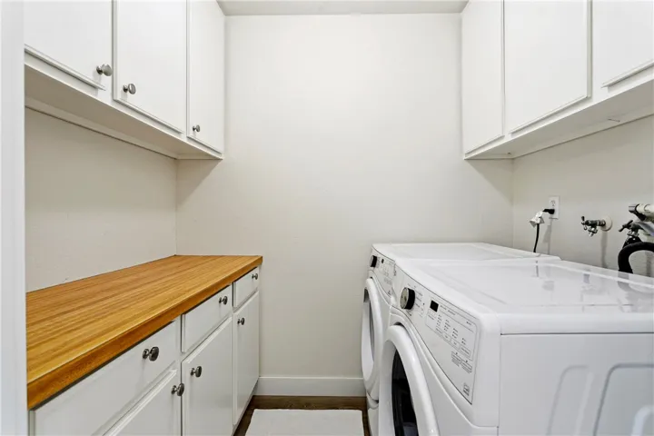 223 14th Street, Huntington Beach, California 92648