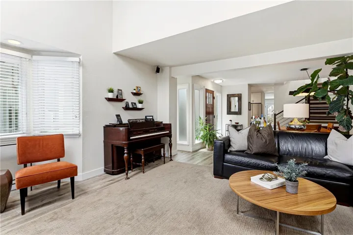223 14th Street, Huntington Beach, California 92648
