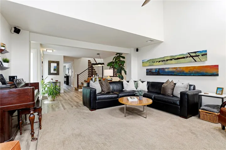 223 14th Street, Huntington Beach, California 92648