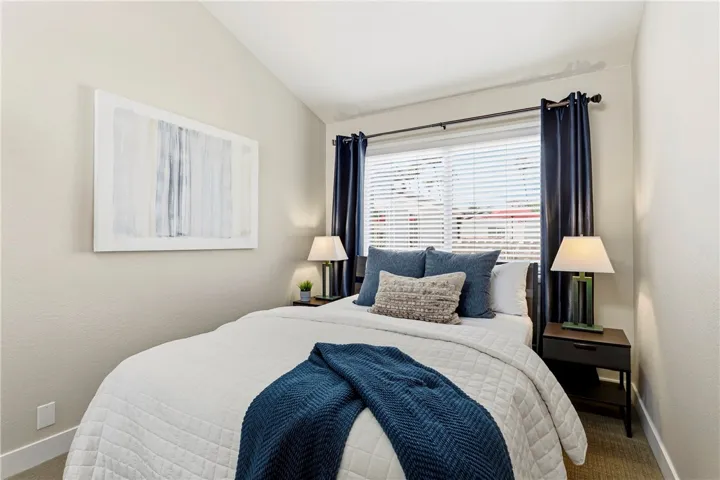 223 14th Street, Huntington Beach, California 92648