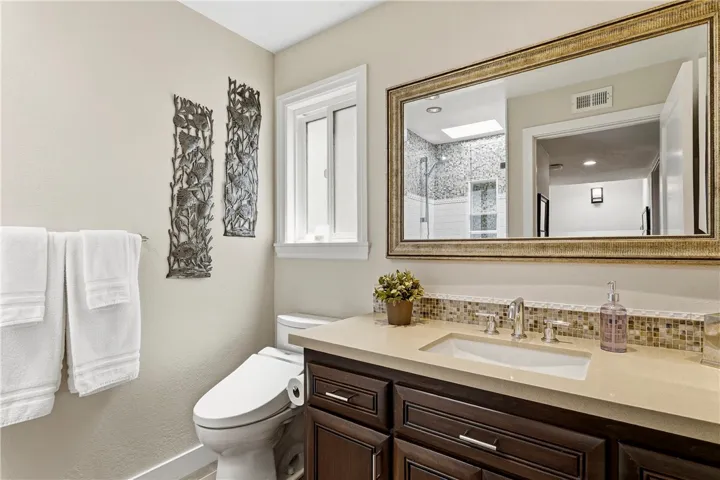223 14th Street, Huntington Beach, California 92648