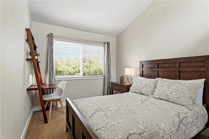 223 14th Street, Huntington Beach, California 92648