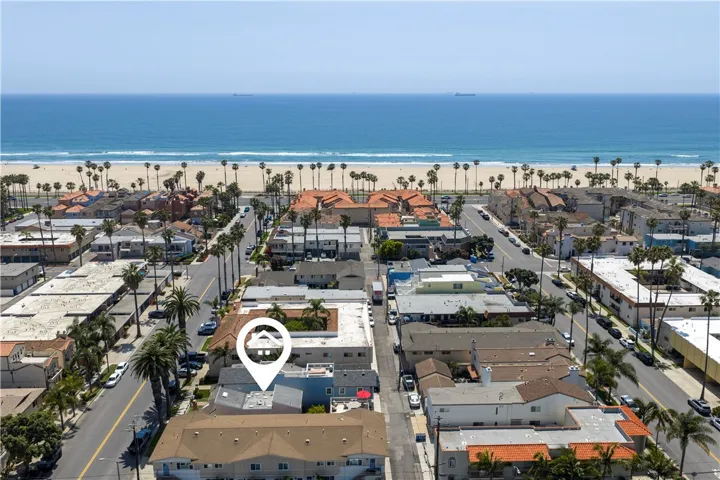 223 14th Street, Huntington Beach, California 92648