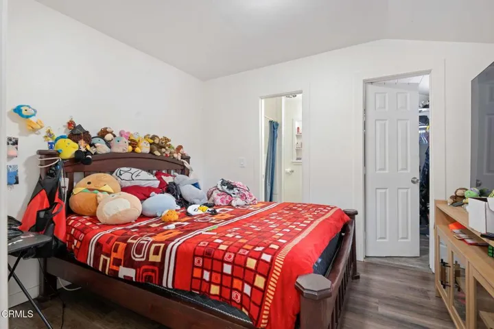 09-Unit #2-Bedroom