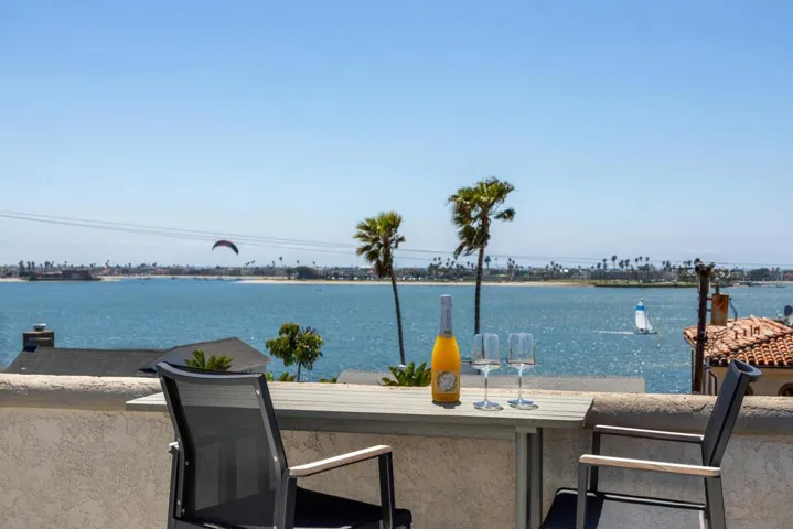 3701 Riviera Dr 11, San Diego, California 92109