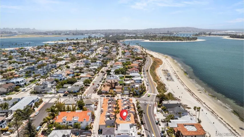 3701 Riviera Dr 11, San Diego, California 92109