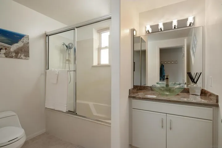 3701 Riviera Dr 11, San Diego, California 92109