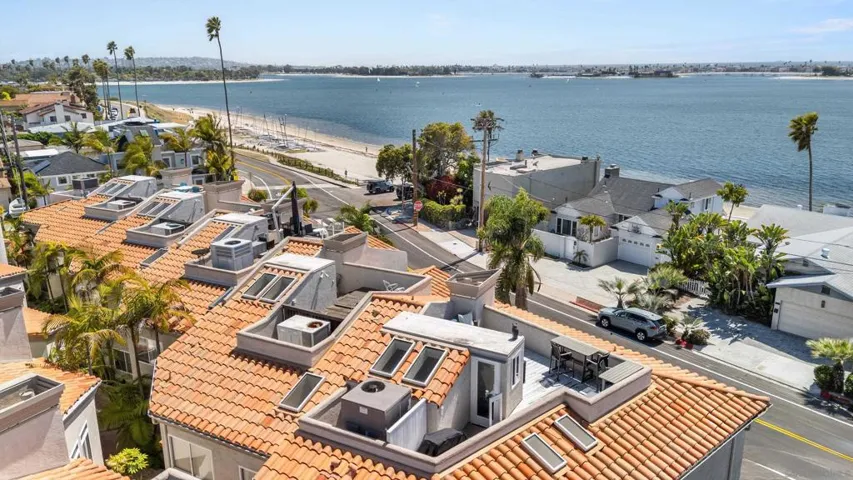 3701 Riviera Dr 11, San Diego, California 92109