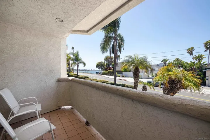 3701 Riviera Dr 11, San Diego, California 92109