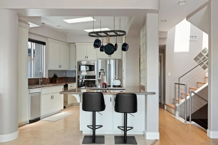 3701 Riviera Dr 11, San Diego, California 92109