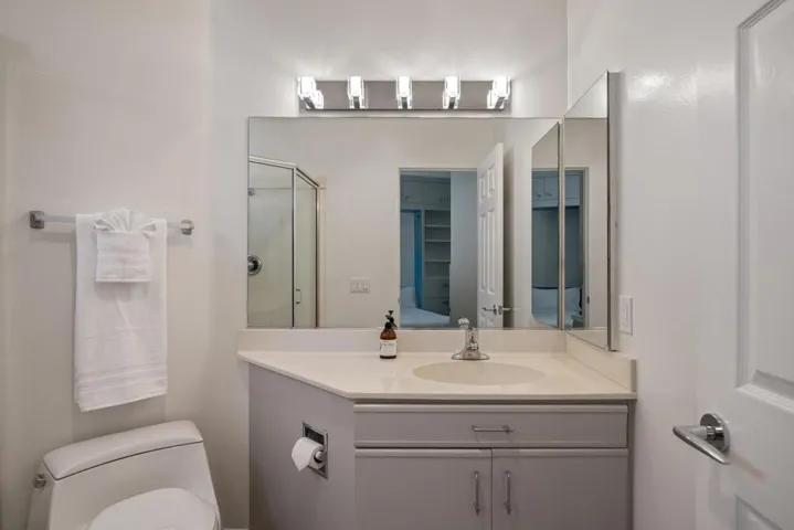 3701 Riviera Dr 11, San Diego, California 92109