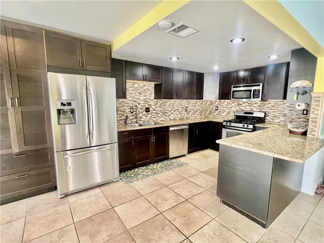 2225 Arabian, Corona, California 92879