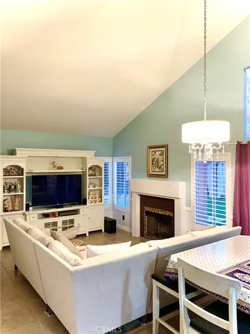2225 Arabian, Corona, California 92879