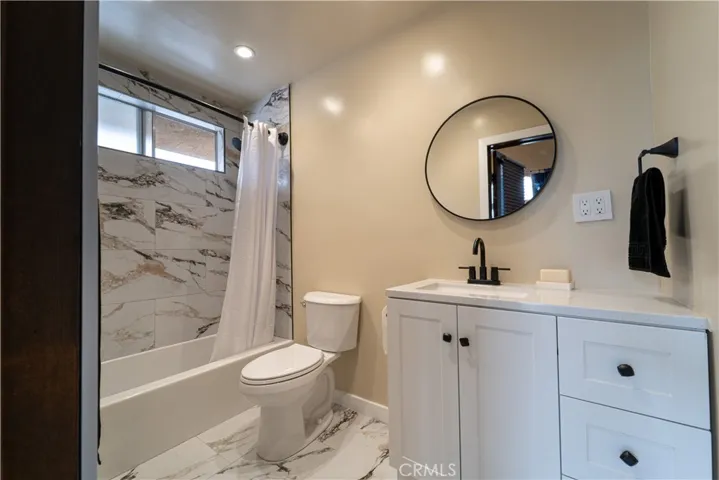 2nd ensuite bath