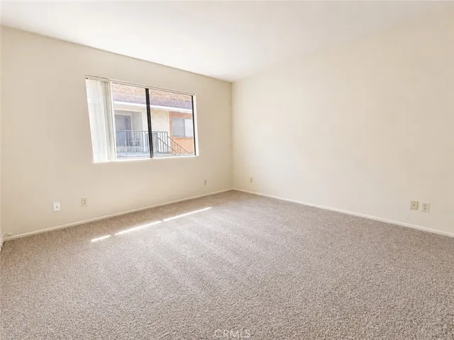 330 W Mountain View 206, Glendora, California 91741