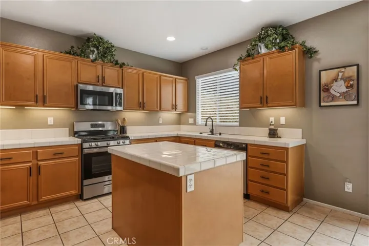 25975 Avenida Classica, Moreno Valley, California 92551