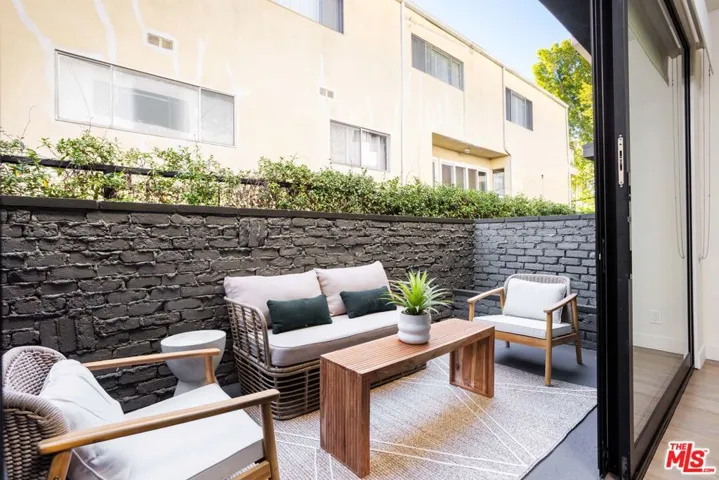 1823 N Fuller Avenue 4, Los Angeles, California 90046