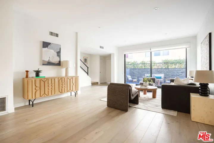 1823 N Fuller Avenue 4, Los Angeles, California 90046